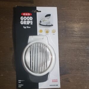 🆕️ OXO Good Grips Egg Slicer - White and Black